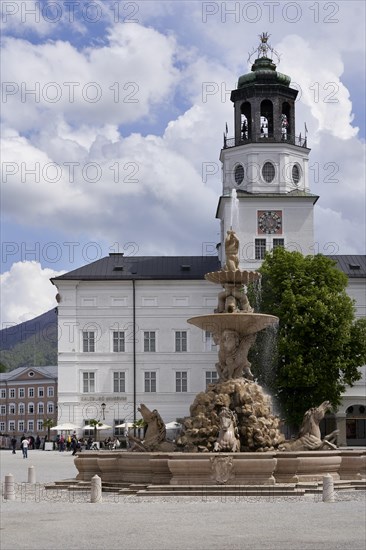 Residenzbrunnen on Residenzplatz