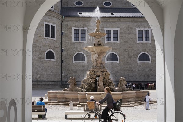 Residenzbrunnen on Residenzplatz