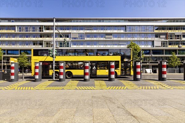 Anti-terror barriers