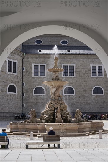 Residenzbrunnen on Residenzplatz