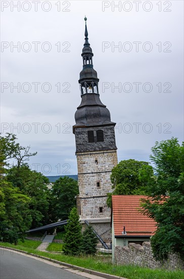 The inclined 56 m high tower of the Oberkirche