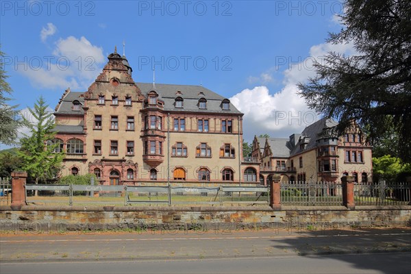 Physics centre built in 1903