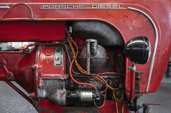 Porsche Diesel single cylinder engine in a tractor