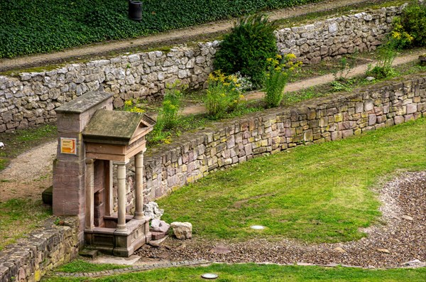 Fountain of the historic Elisabeth Spring in the spa gardens of Bad Frankenhausen