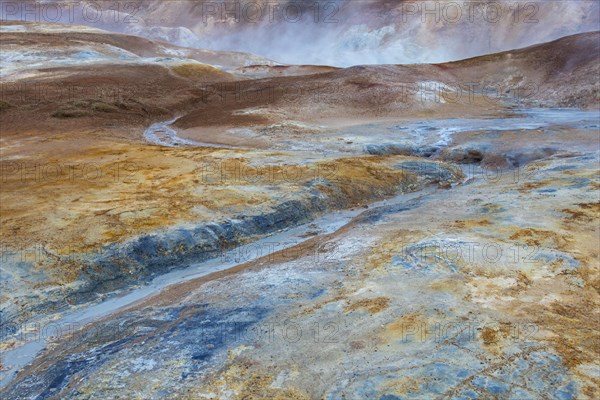 Sulphuric flow at Leirhnjukur