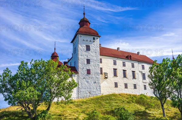 View of baroque Laeckoe Castle on Kallandsoe in Vaenern in Vaestergoetland