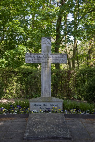 Memorial and grave of Carl von Clausewitz