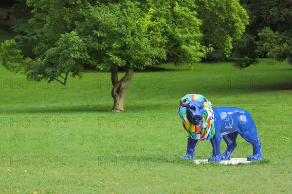 Blue lion figurine with inscription 70th anniversary of Hesse in 2019