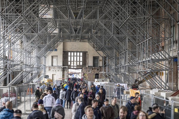 Scaffolding in the Bonatzbau