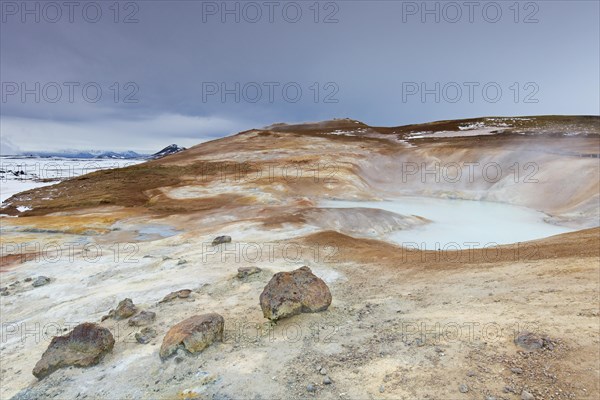 Sulphuric lake at Leirhnjukur