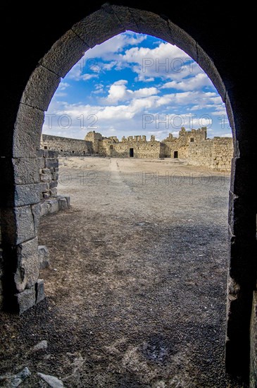 Imposing fortress in Qasr Al-Azraq