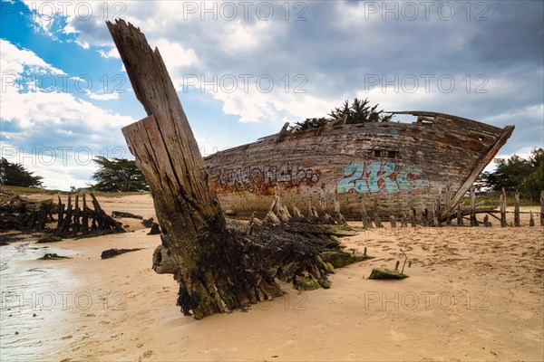 Magouer ship cemetery on the river Etel