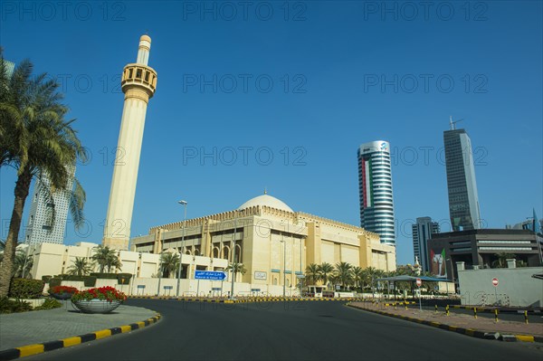 The grande mosque in Kuwait City