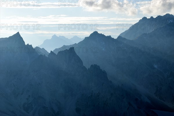 Hocheisspitze and other peaks in Wimbachgries in the backlight