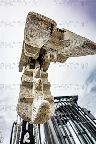 Demolition grab of an excavator