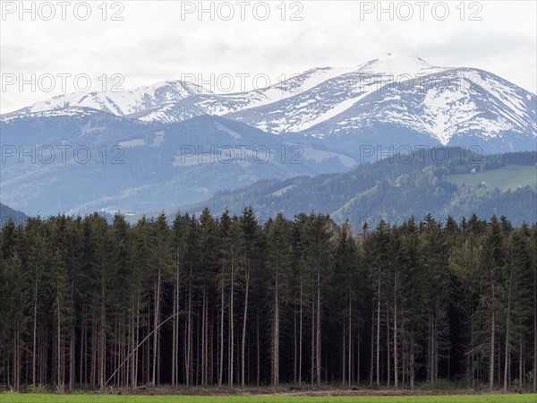 Snow-covered Alpine peaks