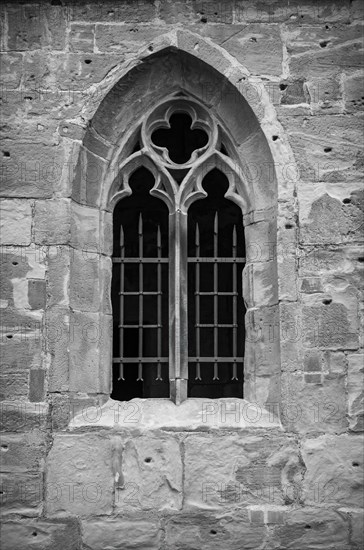 Gothic tracery window in a sacred building using the example of the Regiswindis Chapel