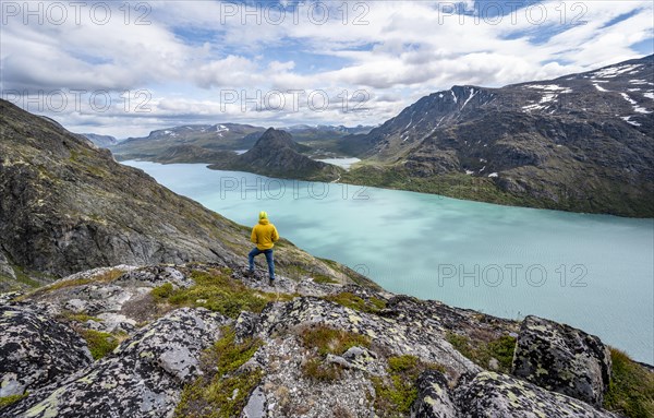 Climbers on the Besseggen ridge