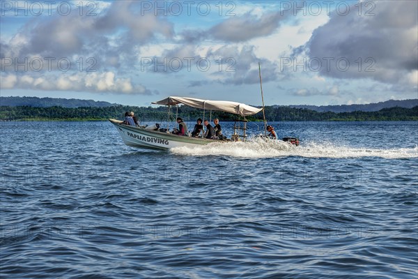 Diving dinghy from Papuadiving Resort