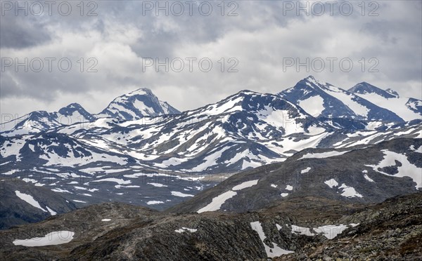 Snowy mountain peaks