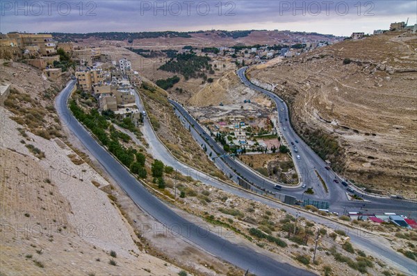 Serpentine Road in King's Canyon