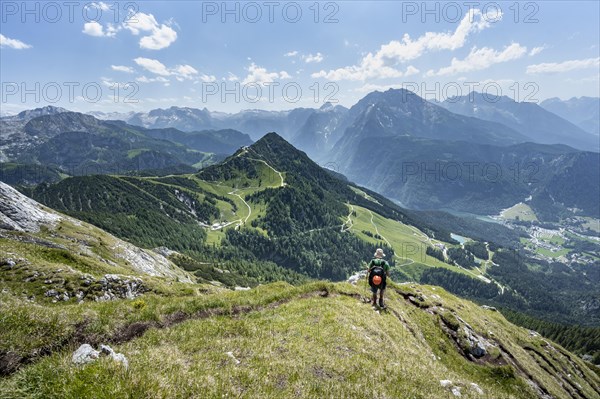 Mountaineers descending from Hohen Brett