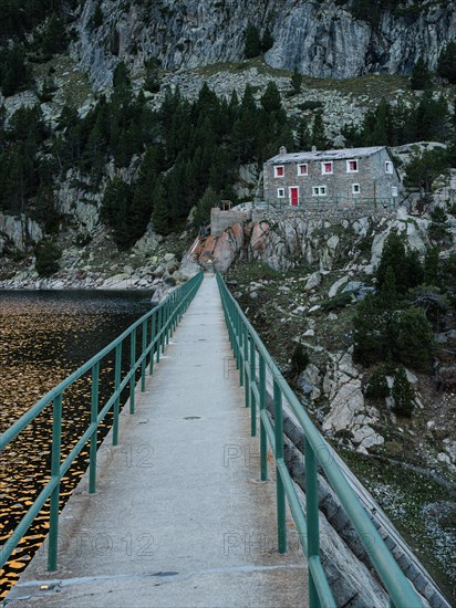 Dam for lake Major de Colomers