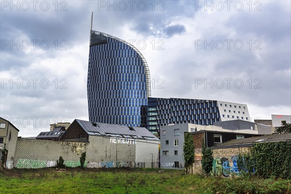 Tour Paradis office tower