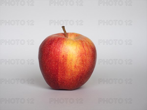 Red apple fruit food