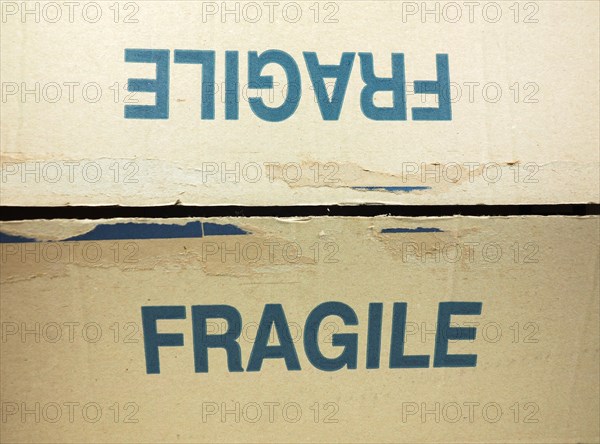 Fragile tag on packet