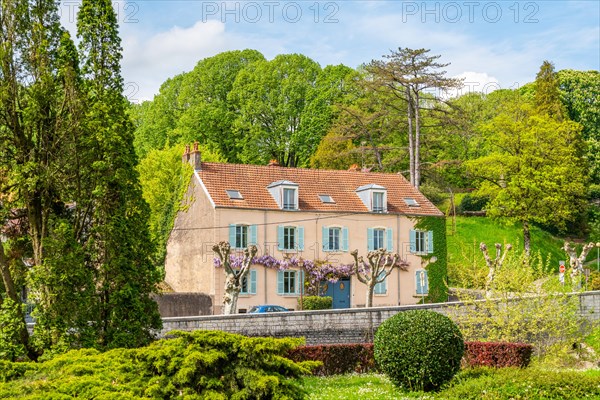 Architecture and parks in the town of Dole