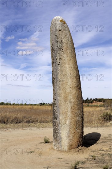 Outeiro menhir