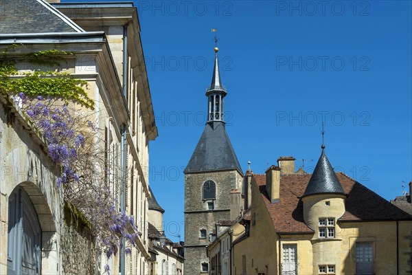 Semur en Auxois. Cote d'Or department. Morvan regional natural park. Bourgogne Franche Comte. france