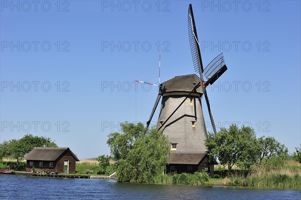 Thatched polder windmill at Kinderdijk