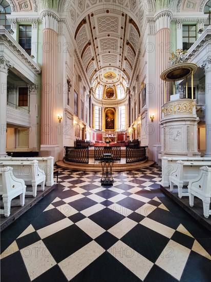 Nave with altar