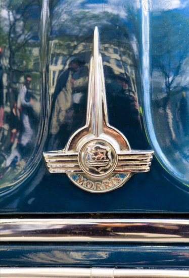 Logo of the Morris Minor 1000