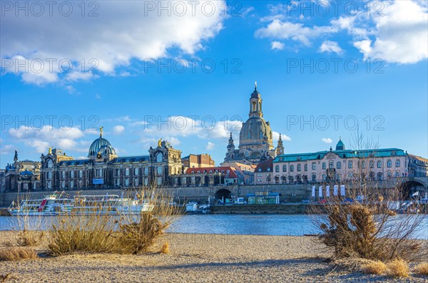 Church of Our Lady and Bruehl Terrace seen from the opposite Koenigsufer
