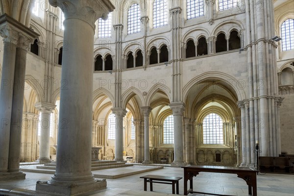 Vezelay labelled les Plus Beaux Villages de France. Architectural details of gothic choir of Basilica St Mary Magdalene.Unesco World heritage. Morvan regional natural park. Via Lemovicensis way to Santiago de Compostela. Yonne department. Bourgogne Franche Comte. France