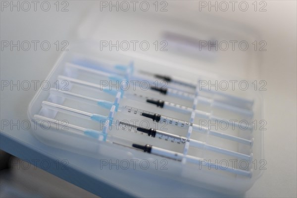 Prepared vaccination syringes at the Hagen vaccination centre