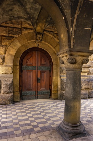 Portal D in the arcade courtyard of the Church of Reconciliation in Dresden