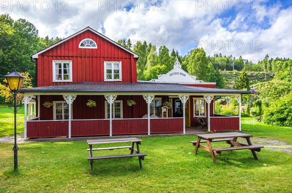 The picturesque herb garden with Kroppefjaell's local history museum and a small cafe is located on the grounds of the former spa park