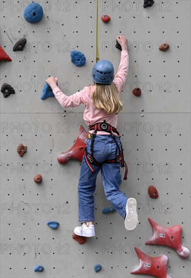 Outdoor Climbing Wall Teen