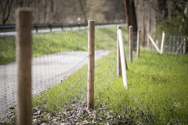 Protective fence against the spread of African swine fever