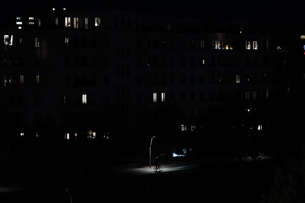 Cyclists at the Park am Gleisdreieck in Berlin