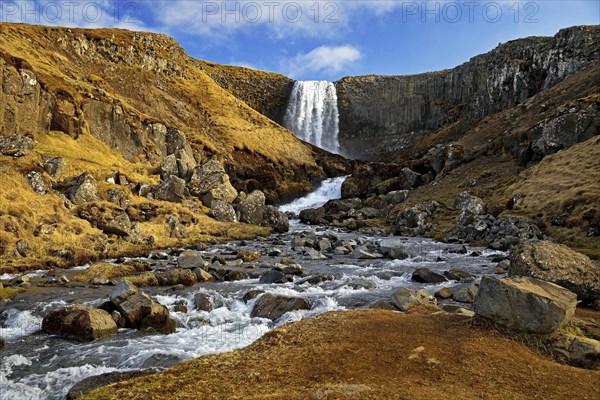 Svoeoufoss Waterfall