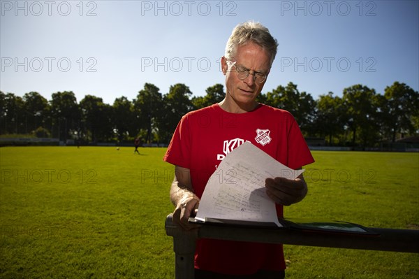 Volunteer football coach in the small town of Duelmen