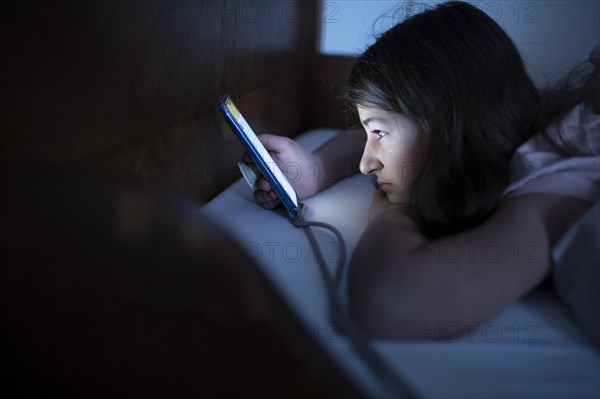 Topic: Screen time. Smartphone in bed