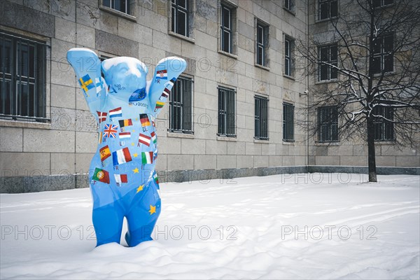 A Berliner Beer stands in the snow in front of the Federal Ministry of Finance in Berlin. 09.02.2021.