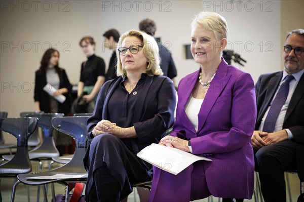 (L-R) Svenja Schulze, Federal Minister for Economic Cooperation and Development, and Cindy McCain, Executive Director World Food Programme (WFP), appear for a joint press conference on the commitment to combat the global hunger crisis at the Federal Ministry for Economic Cooperation and Development. Berlin, 25.05.2023., Berlin, Germany, Europe