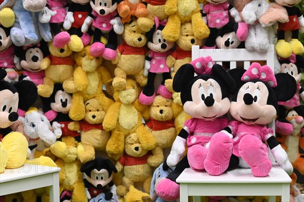 Minnie Mouse Plush Figures